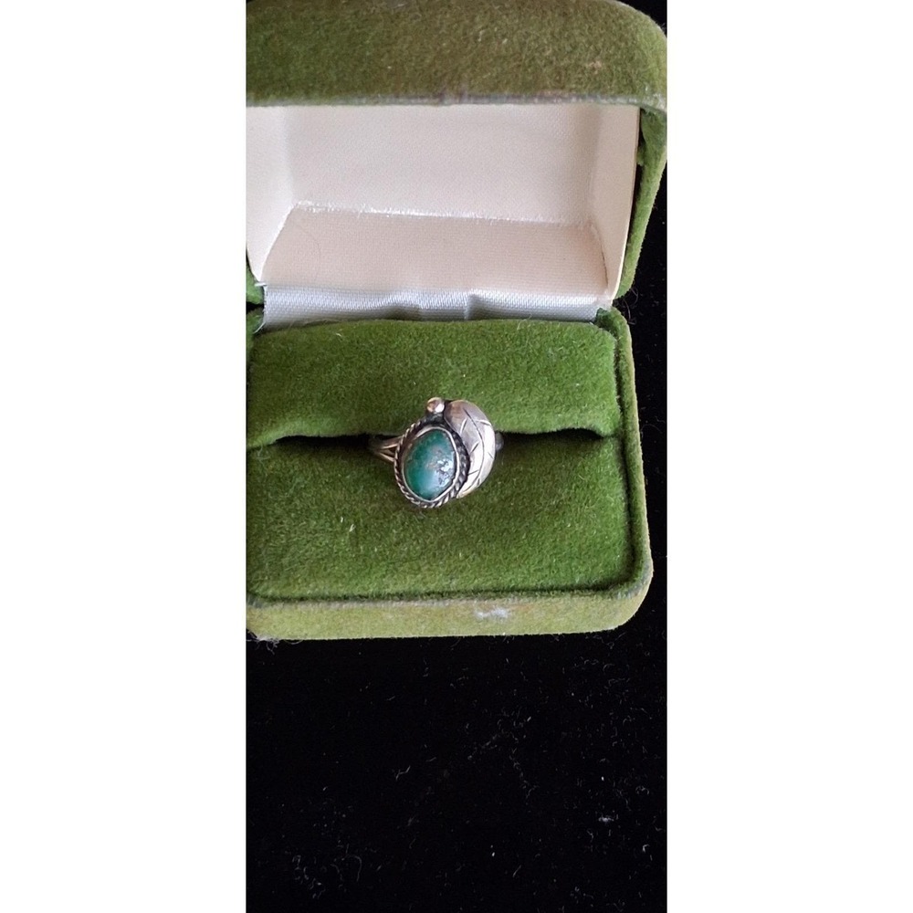 Vintage Navajo Turquoise Ring Sterling Silver Size 6